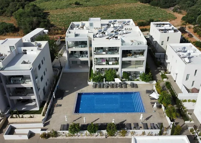 Too Coool Mythical Seas 5 * Paralimni