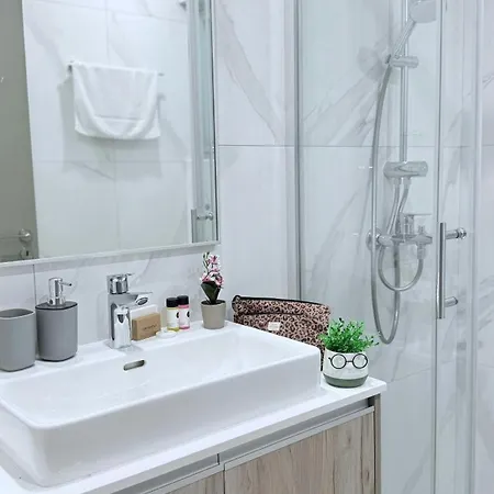 Апартаменты Too Coool Mythical Seas 5